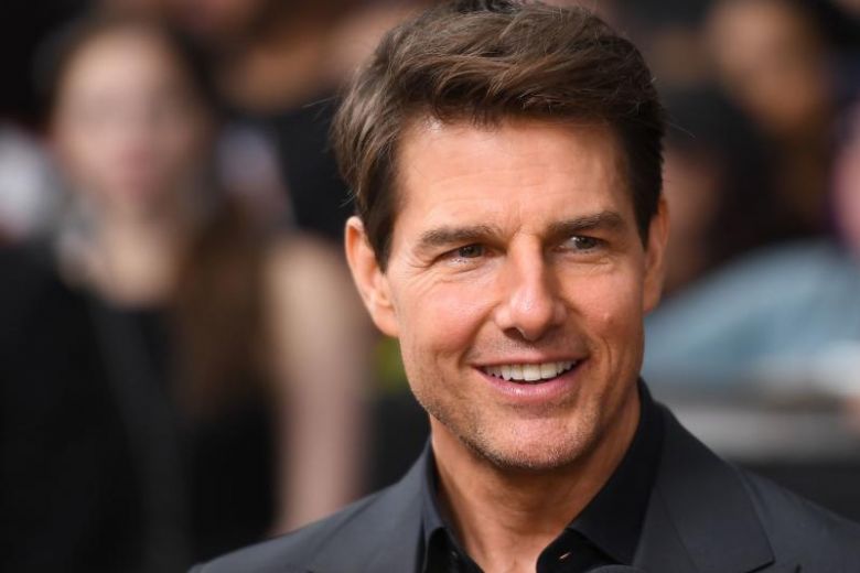 Despite shattering his ankle during a film shooting, Tom Cruise calmly finished the take and was back on set within six weeks.PHOTO: AFP