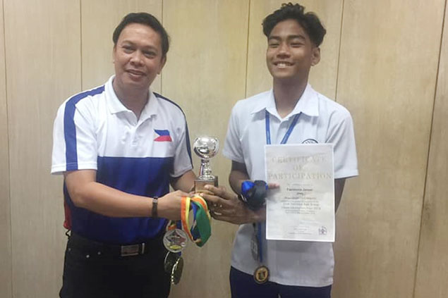PH chess wizard and wunderkind Jasper Concepcion Faeldonia paid a courtesy call to Philippine Sports Commission (PSC) commissioner Charles Raymond Maxey on Thursday, January 10,2019 at the PSC office in Malate, Manila. The grade 8 pupil of Arellano University , the reigning Philippines boys 14 and under champion is fresh from a Co-Champion of the 35th Singapore National Age Group Chess Championships last December 27 to 30,2018 in Kallang Theather, Singapore. Faeldonia who is also a NCAA gold medallist, Milo Iittle Olympics overall champion, ASEAN age group gold and silver medal winner, Palarong Pambansa Antique silver medallist and Palarong Manila overall champion. 